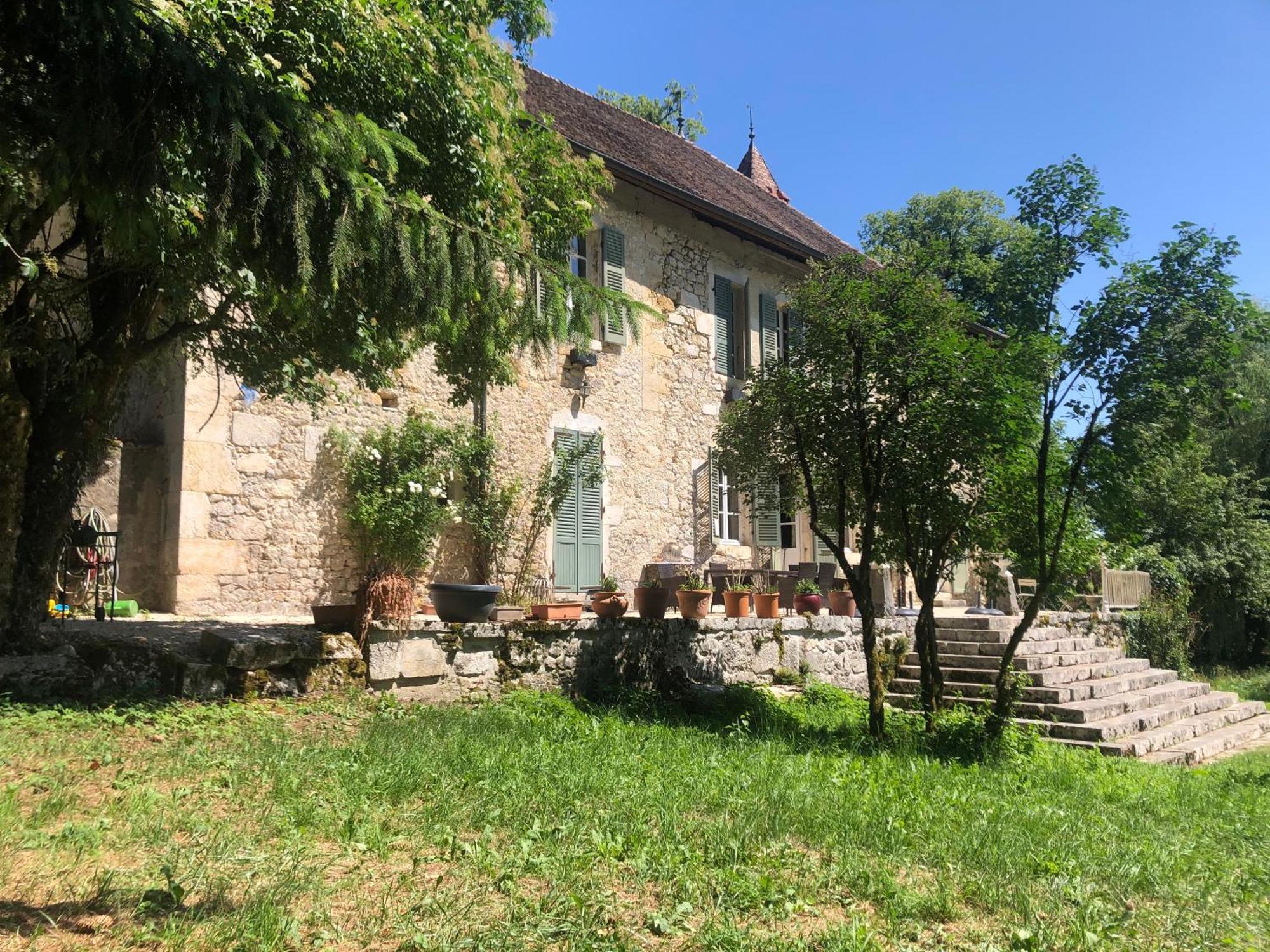 Domaine Du Tres-Haut - Chateau De Montanges Exterior foto